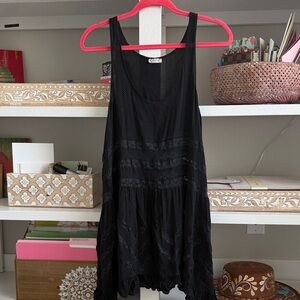 Intimately Free People Black Polka-Dot Trim Flowy Tank Top. Size M